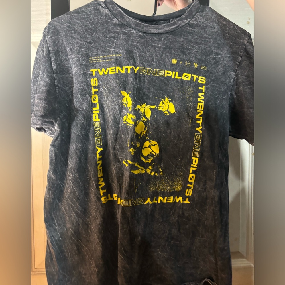 Twenty One Pilots short sleeve shirt Flower Trench merch